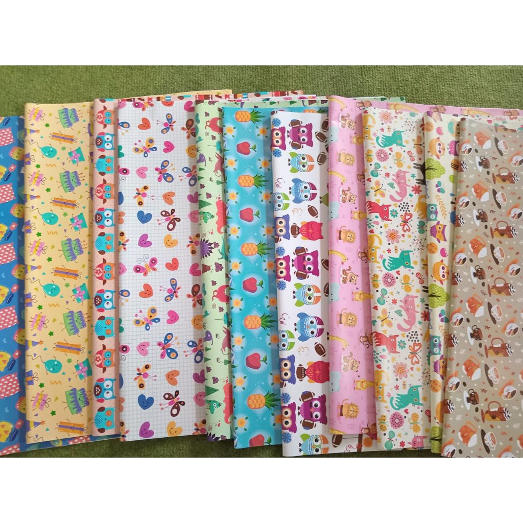 

Kertas kado merek sinar dunia isi 50 lembar Praktis dan sangat mudah untuk digunakan sebagai alas untuk membungkus hadiah