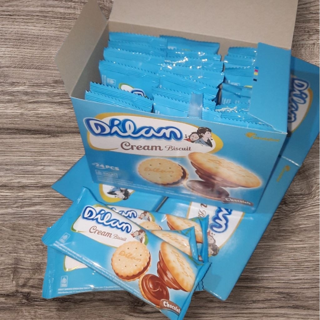 

DILAN CREAM BERLAPIS COKELAT 1 BOX ISI 24 PCS