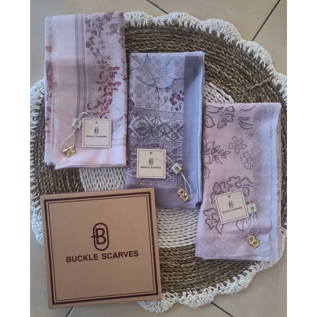 JILBAB MOTIF BUCKLE SCARVES