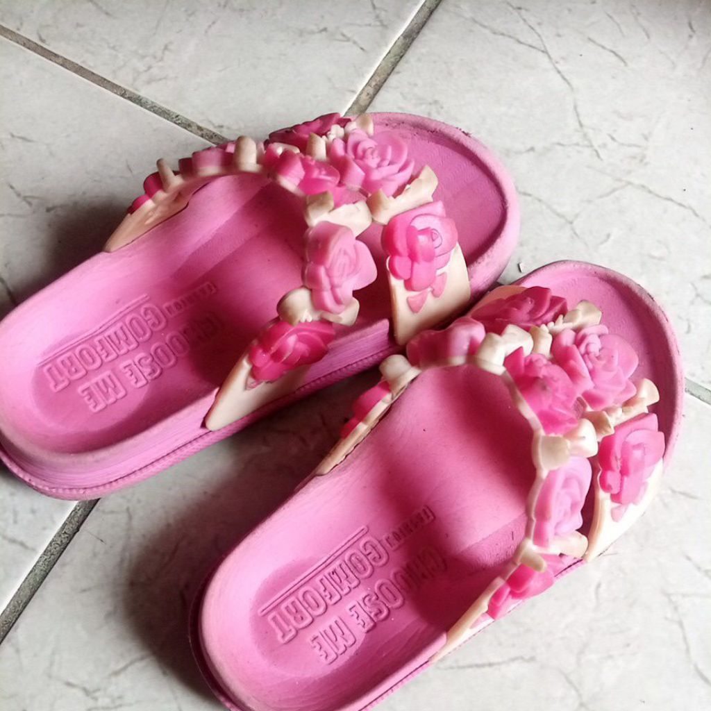 preloved sandal anak