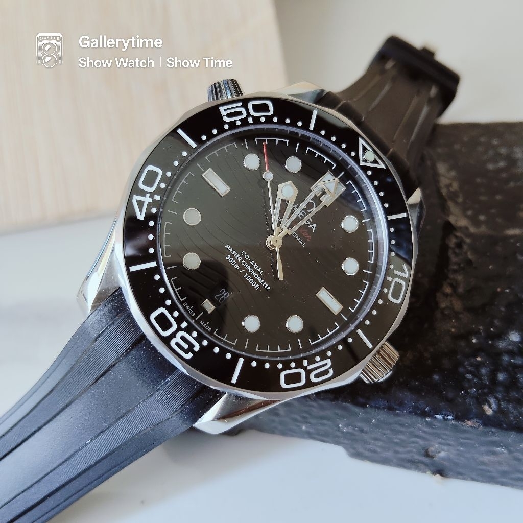 OmegaSeamaster Silver Black, Jam Tangan Pria Automatic Strap Rubber