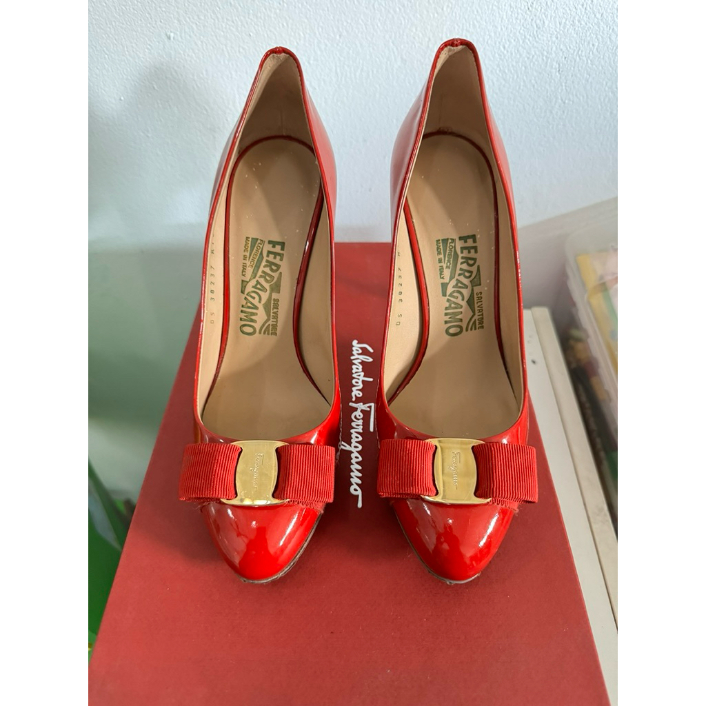 [Preloved] Salvatore Ferragamo