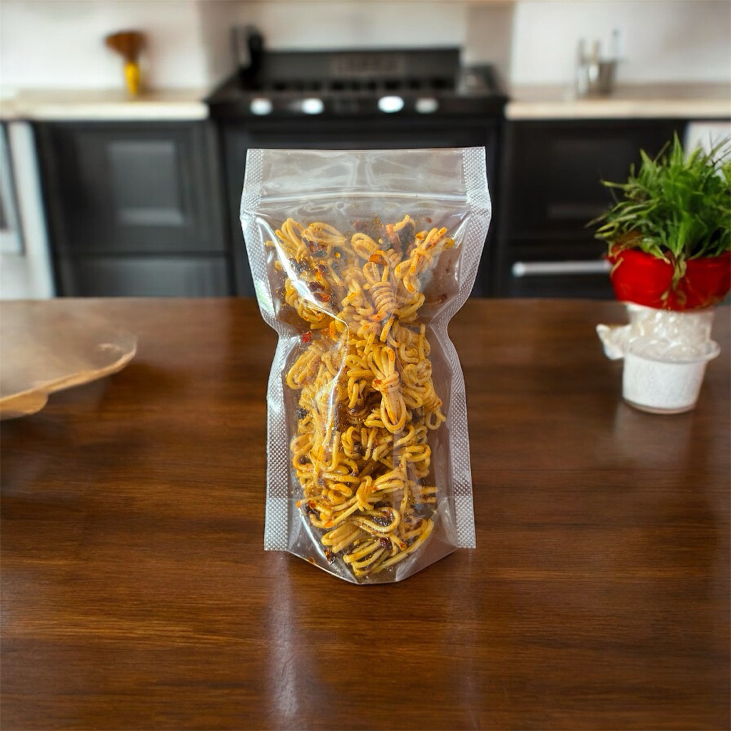 

mie gulung kiloan - aneka rasa original - pedas - extra pedas / mie lidi / mie uwel 100gr