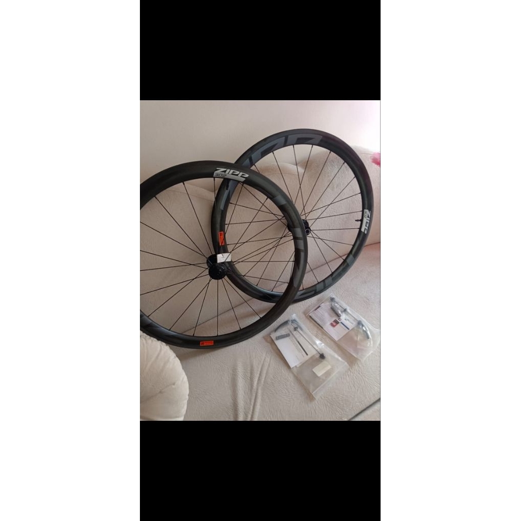 wheelset zipp 302 rimbrake new include brakepad zipp