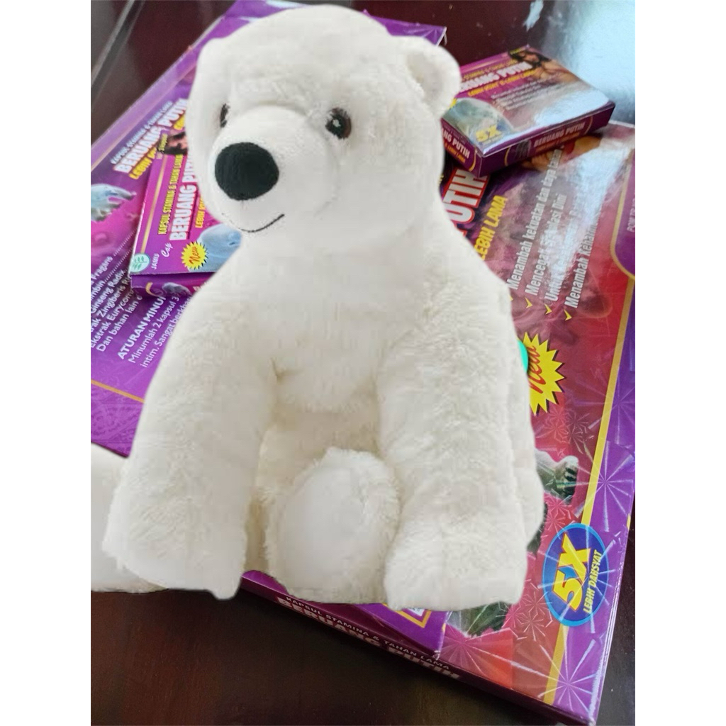boneka beruang kutub