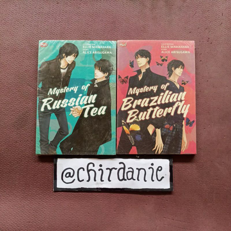 Komik MYSTERY OF RUSSIAN TEA / MYSTERY OF BRAZILIAN BUTTERFLY - Ellie Mamahara & Alice Arisugawa