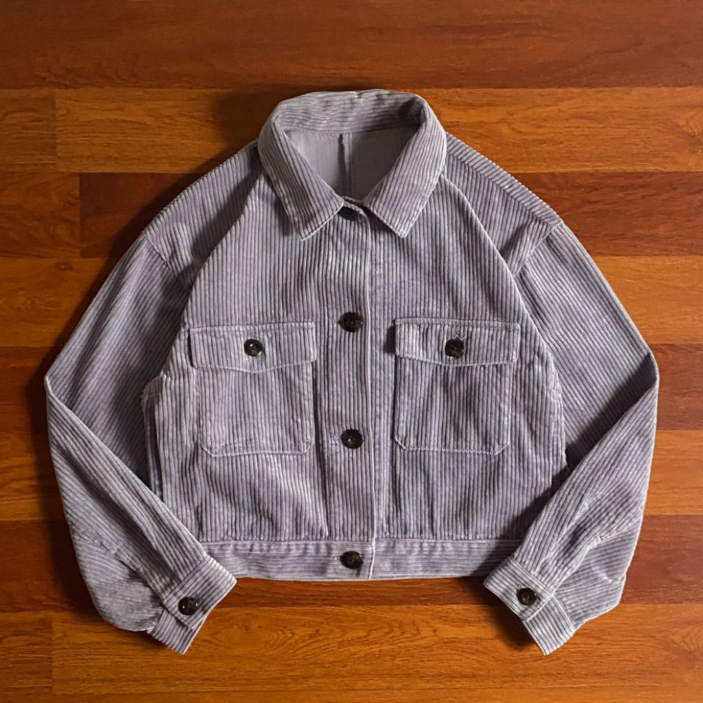 GU by Uniqlo cropped Corduroy jacket ( M - L ) woman