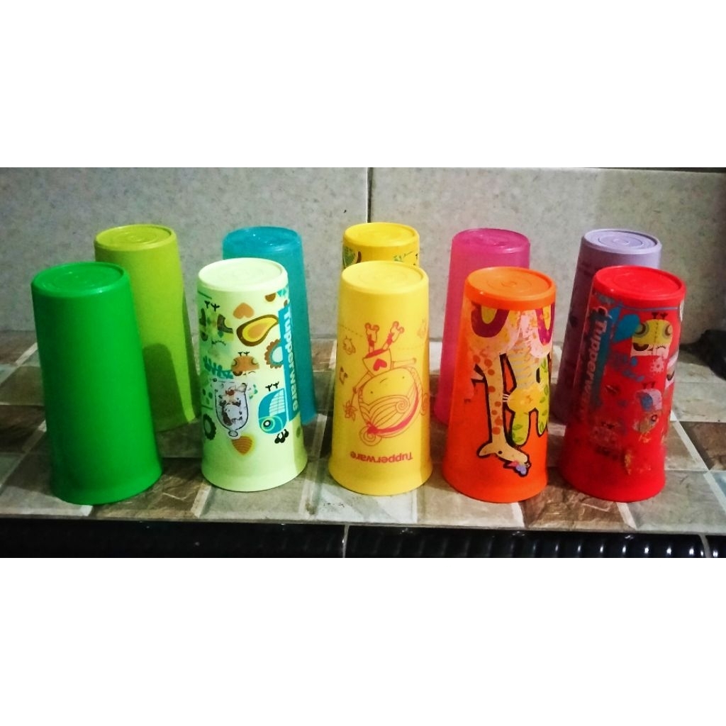 Tupperware gelas kecil 5, random, 300ml