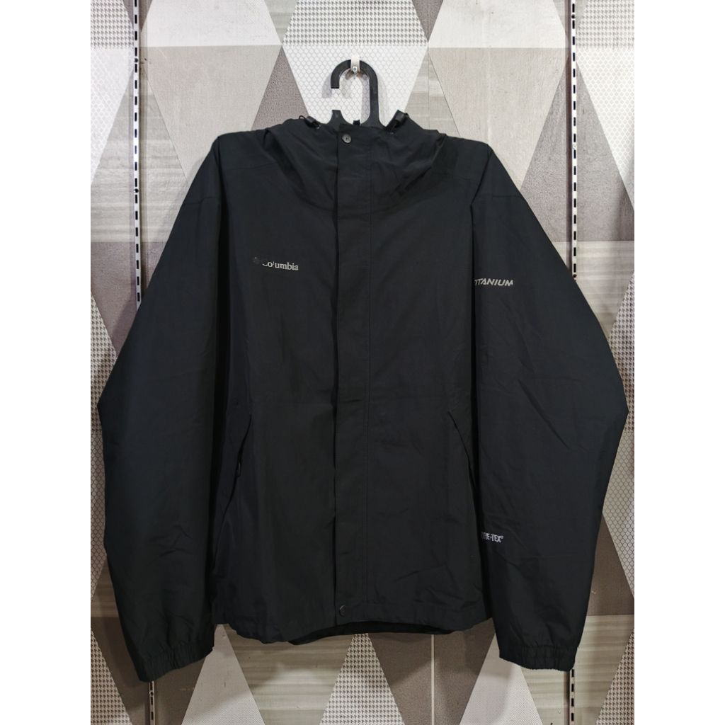 Jaket Columbia Titanium Gore-Tex Interchange 3 in 1 Jacket – Black (Original)