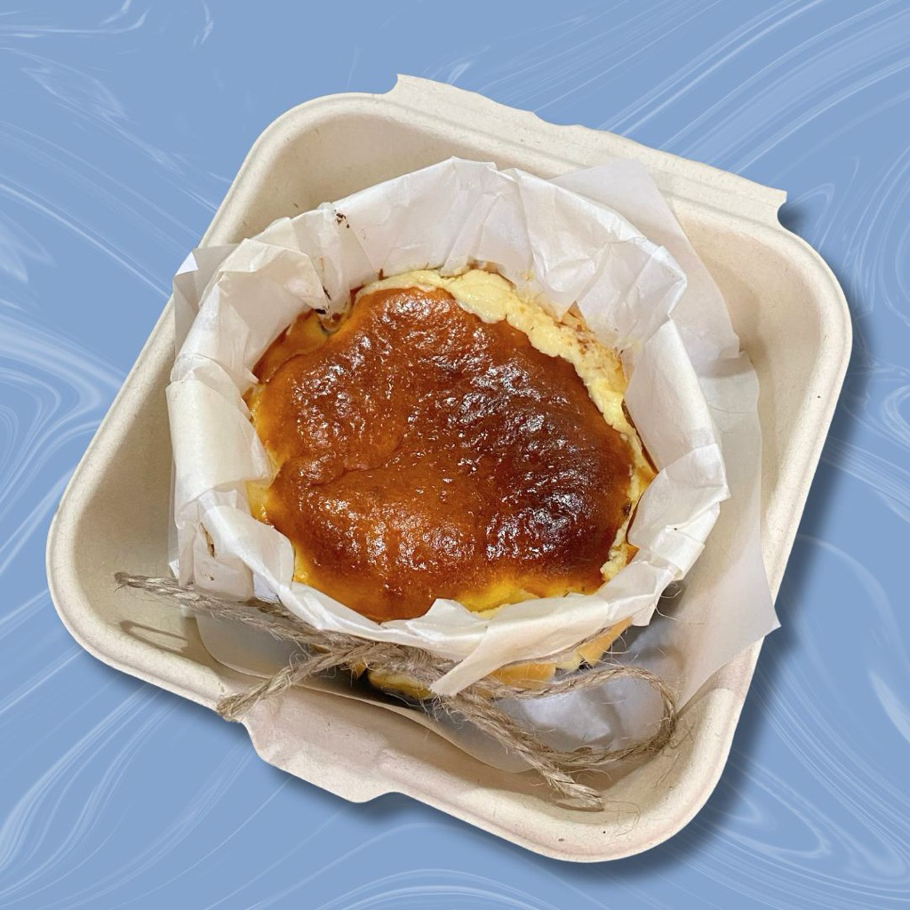 

Bento Original Basque Cheesecake with Topping (Strawberry, Blueberry, Tiramisu, Nutella & Lotus Biscoff)