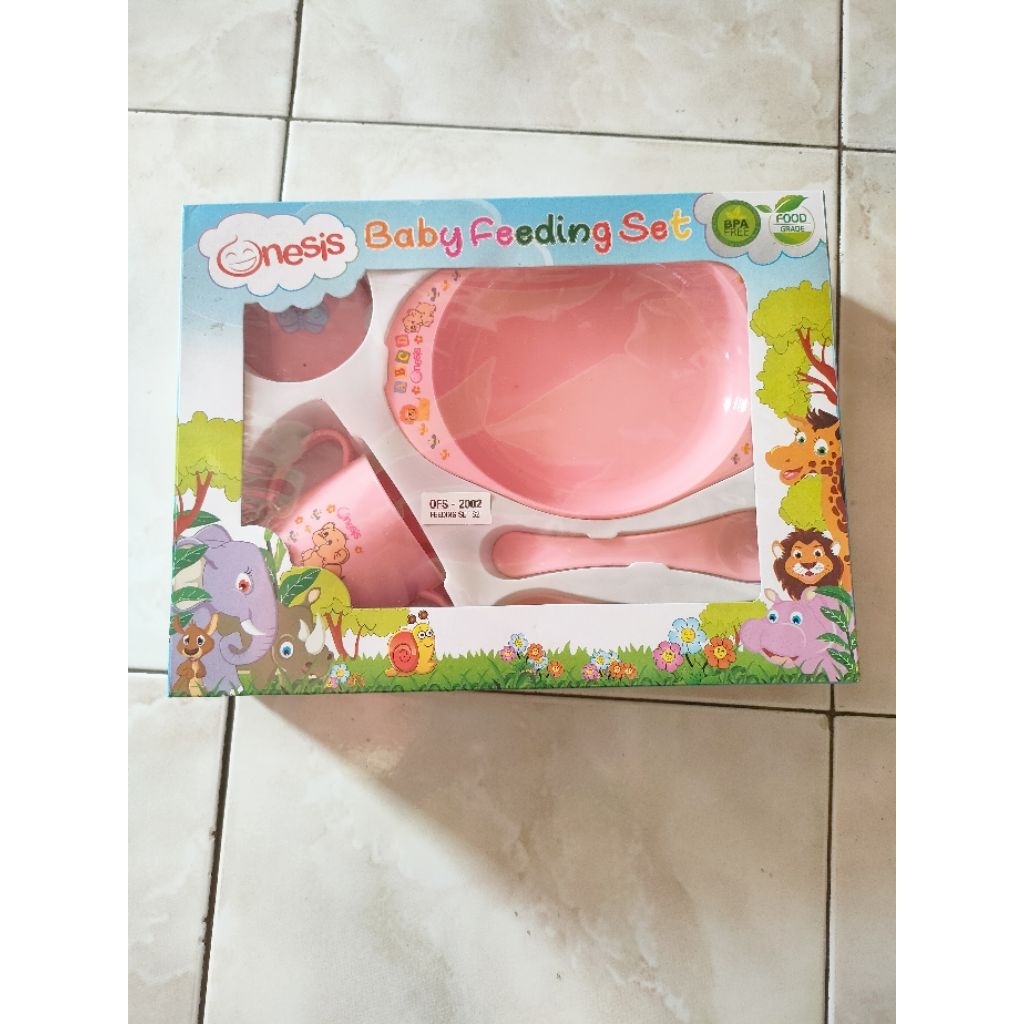ONESIS BABY FEEDING SET NEW