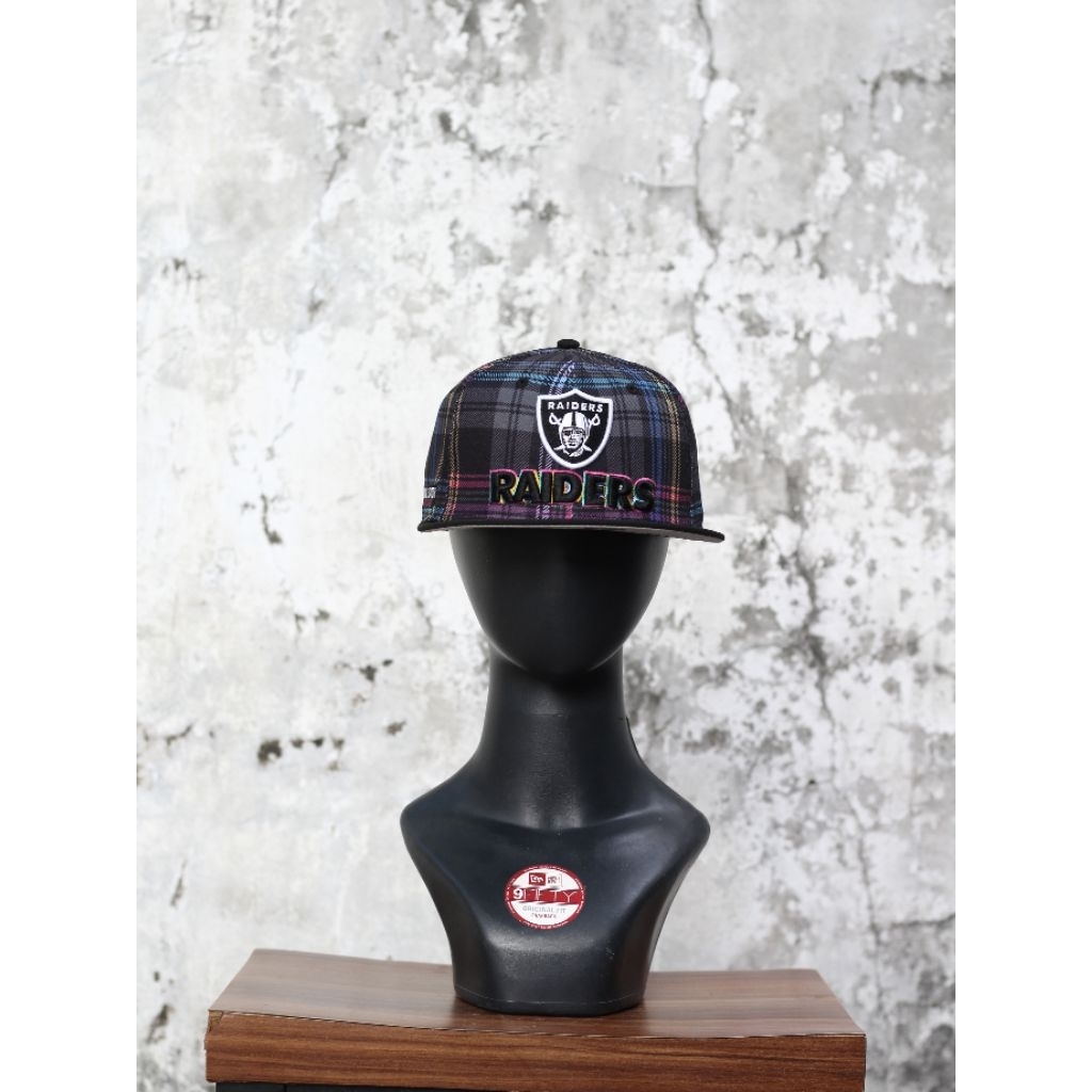 Snapback Raiders Kotak-Kotak New Era 9FIFTY – Topi Original Second