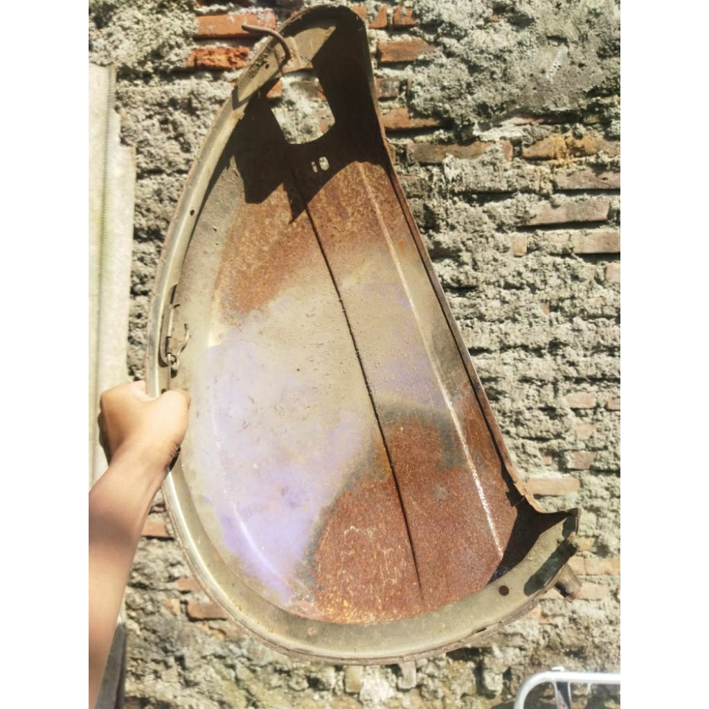 tepong kanan vespa PX ps original copotan