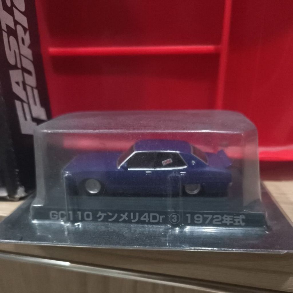 Diecast 1 64 Aoshima Grachan Nissan Skyline Kenmeri 4 dr Yonmeri GC110 Biru Collection Seri 12