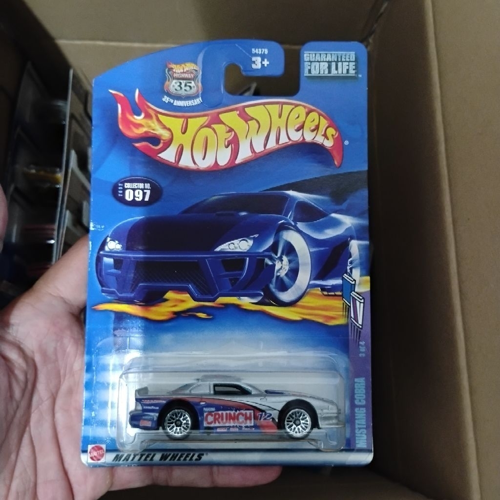 Hot wheels Mustang cobra Nestle Crunch