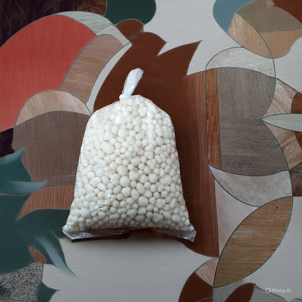 

Coklat Vanila butir bola bola kriuk crispy 500gr, untuk toping kue, minuman, DLL