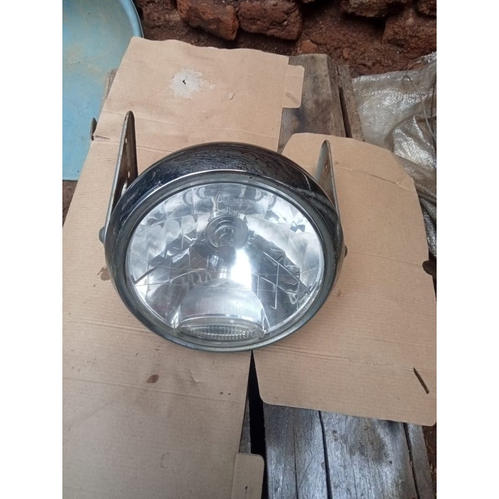 headlamp reflektor lampu depan motor Yamaha Vixion old original copotan