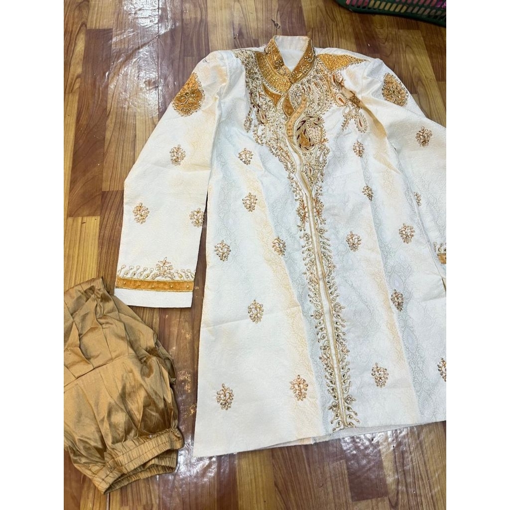 Kurta set putih cream