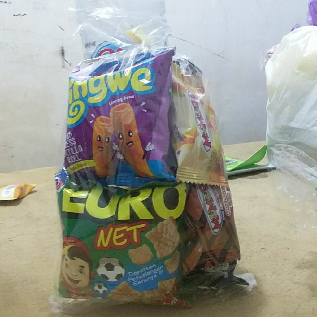 

bingkisan ulang tahun atau isian berkat