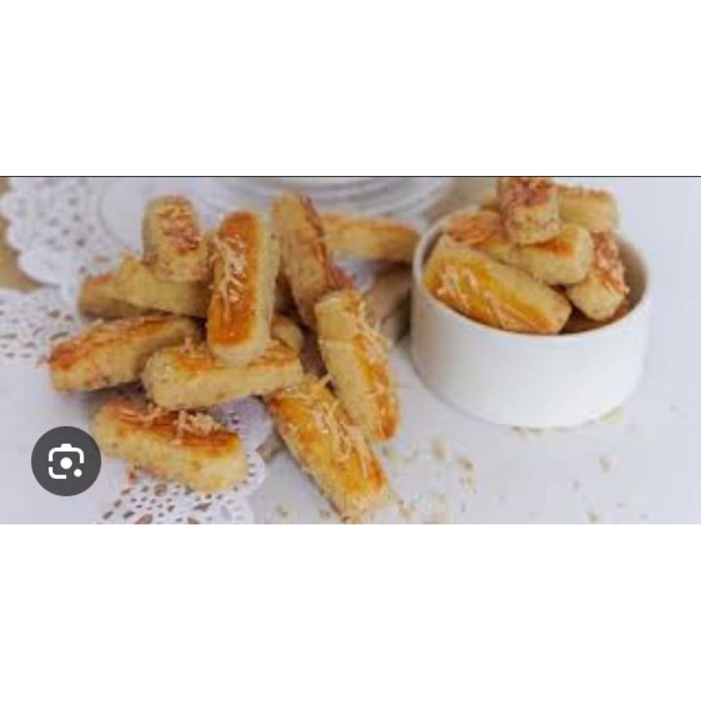 

kue kastengel ukuran toples 600 ml .berat bersih 400++