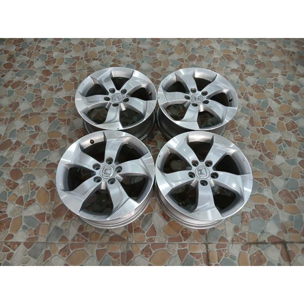 velg bekas copotan std hrv r17 pcd 5x114 cocok untuk hrv innova apv granmax l300 luxio dll