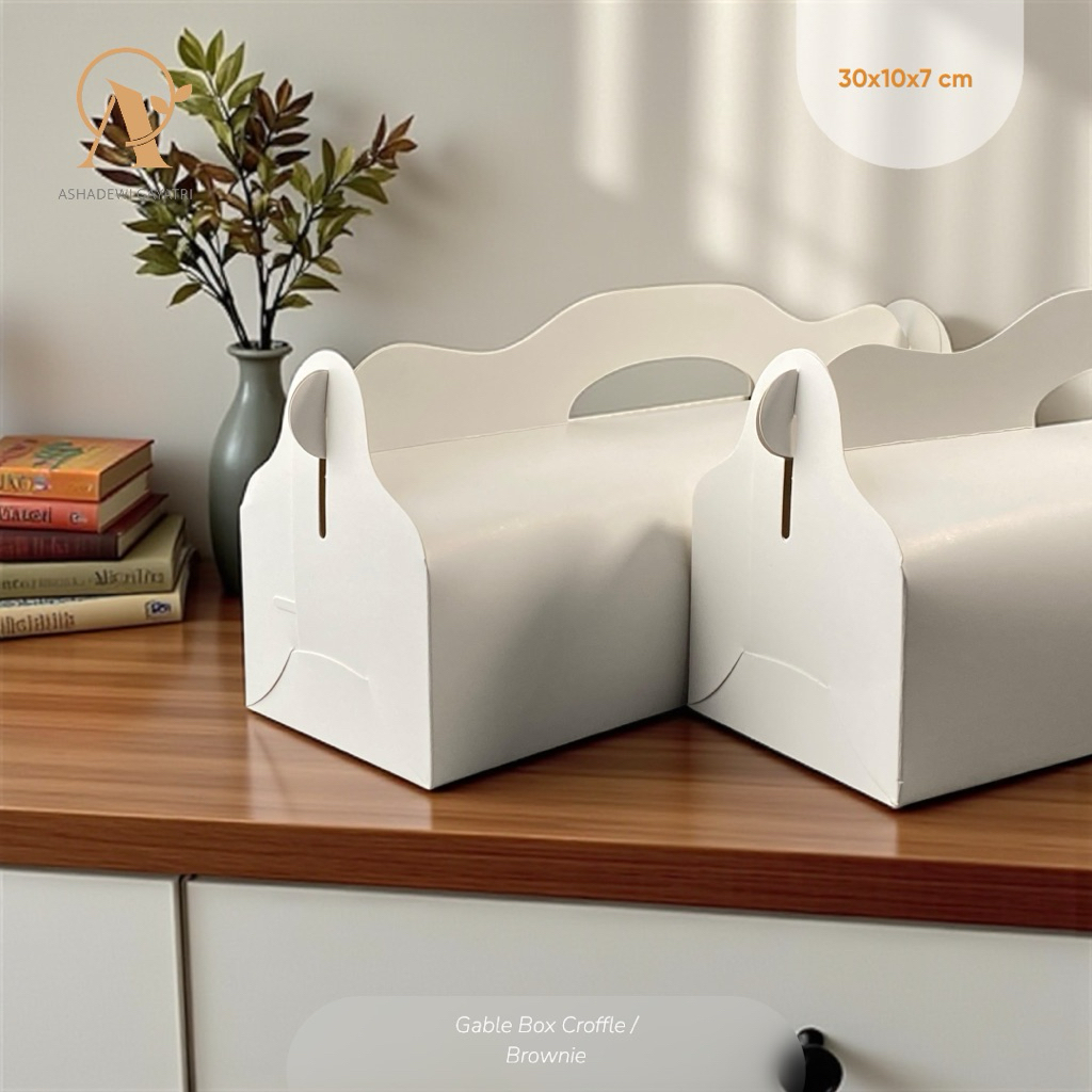 

Ashadewi Gayatri - Gable Box : 30 x 10 x 7 cm / box brownies / box hampers - Ivory