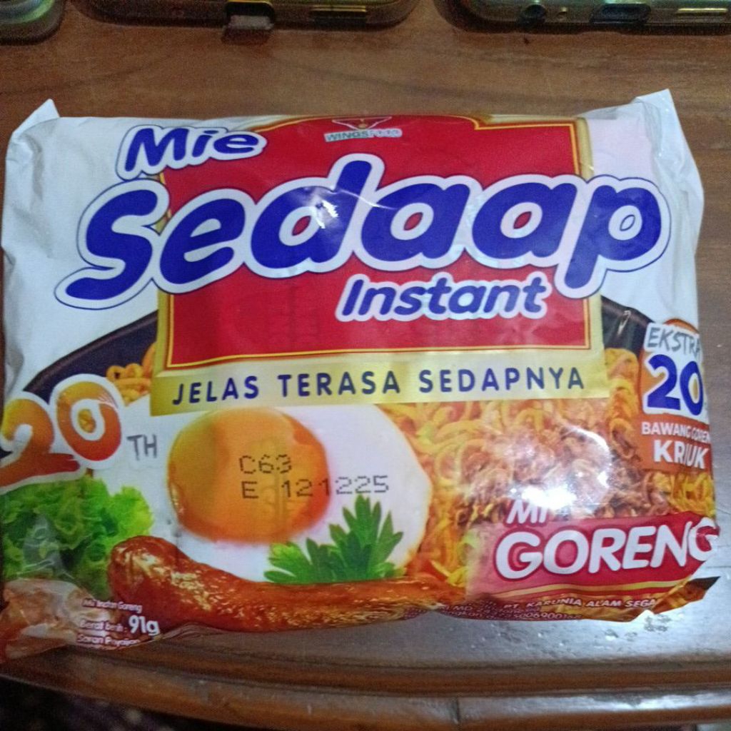 

mie sedap goreng instan