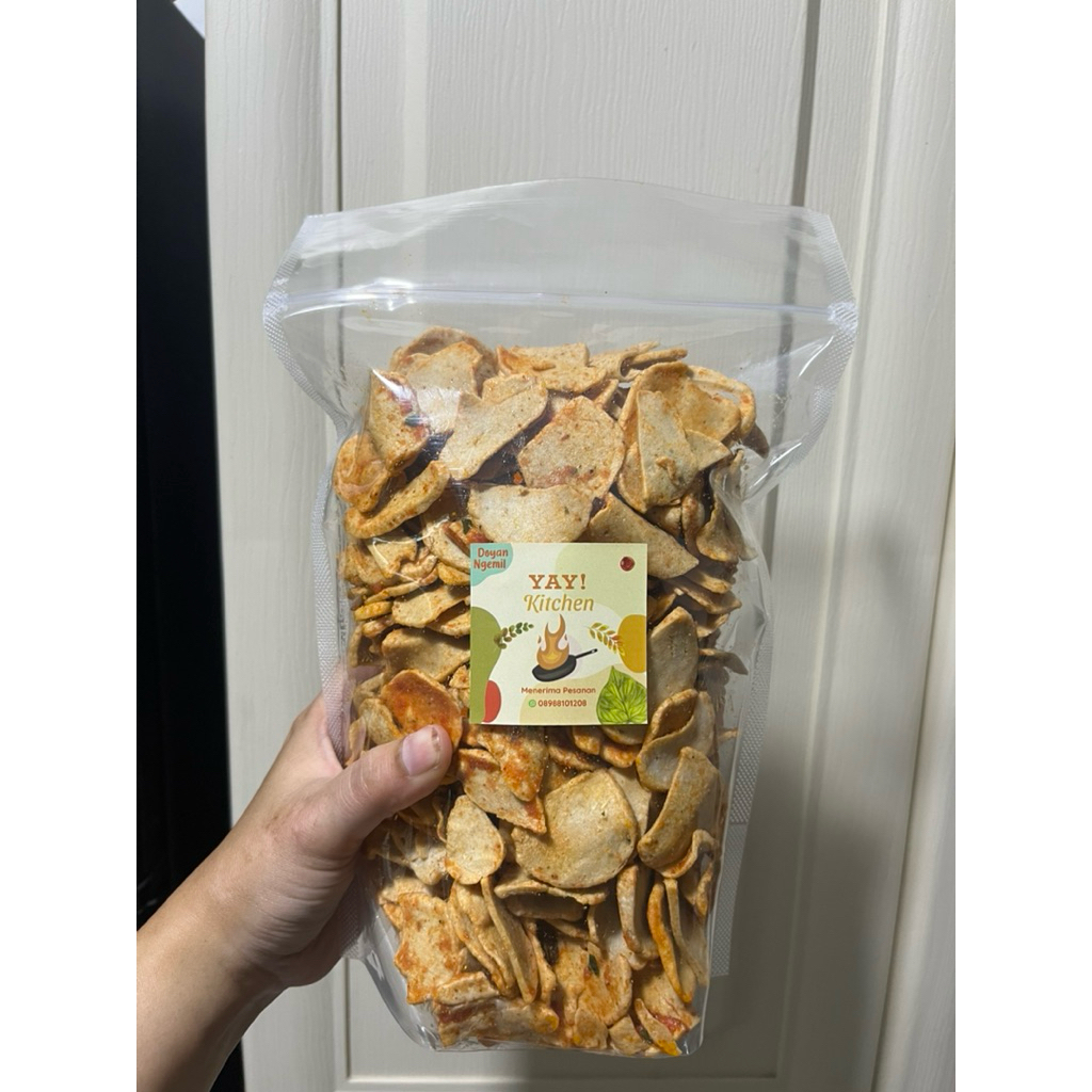 

Camilan basreng daun jeruk pouch 700gr