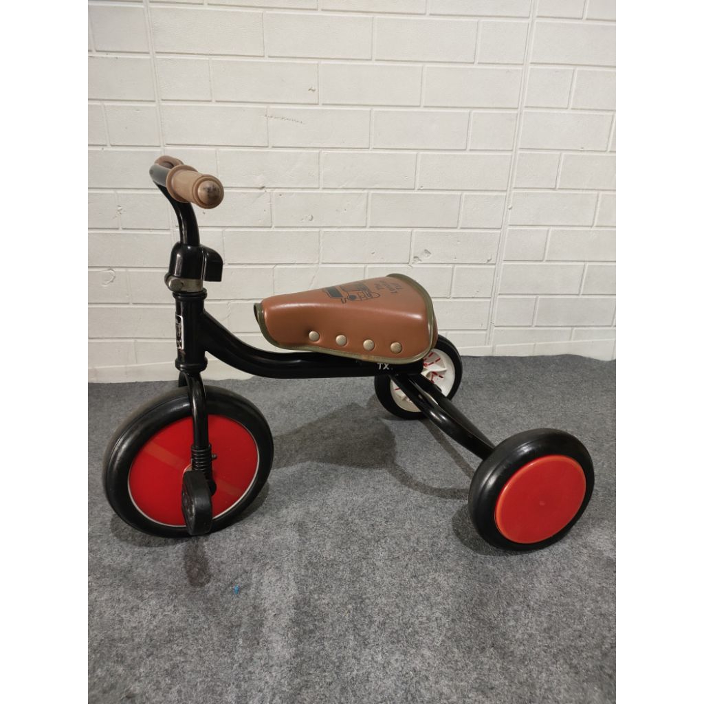 PRELOVED London Taxi Trikes