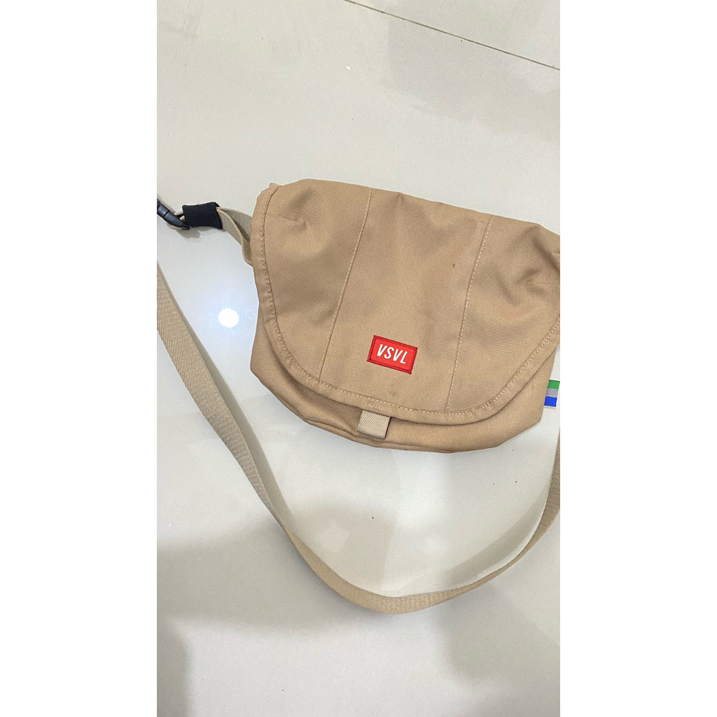 Tas Selempang Visval