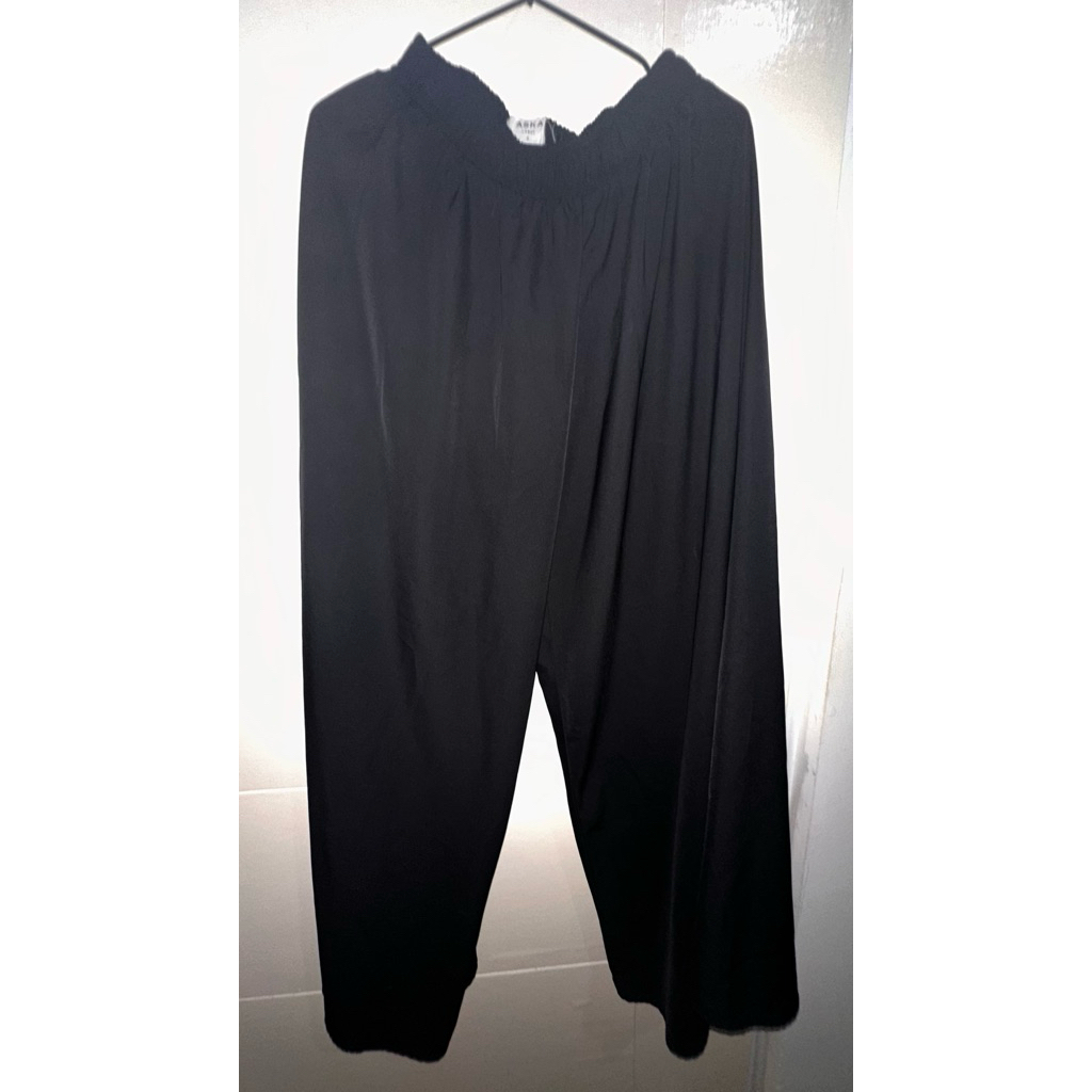 preloved celana hitam aska label