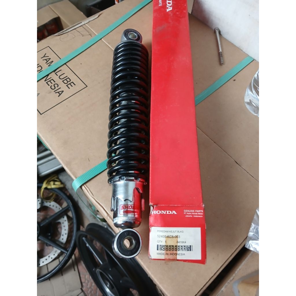 52400 - KC5 - 003 SHOCK BELAKANG HONDA GLPRO.GLMAX ORIGINAL AHM MULUS