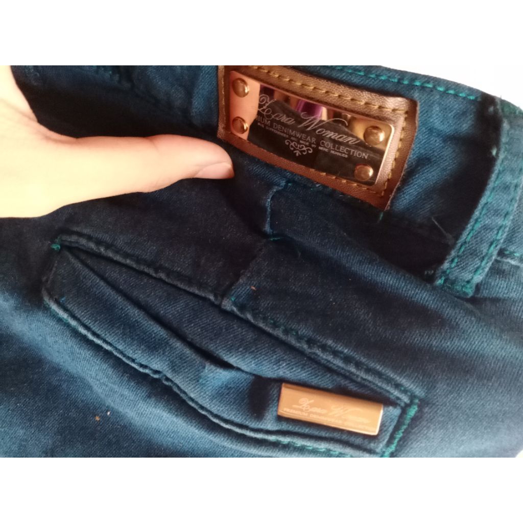 Preloved Celana Jeans Zara Women