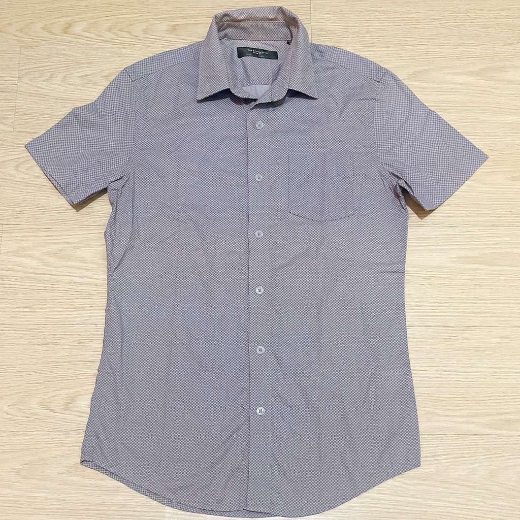 Preloved Kemeja Kerja Pria S The Executive Slim Fit size 15