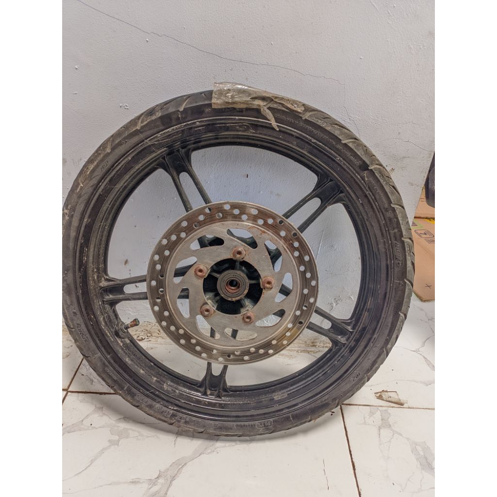 vleg saja tidak pakai ban yamaha vixion new seken original cabutan