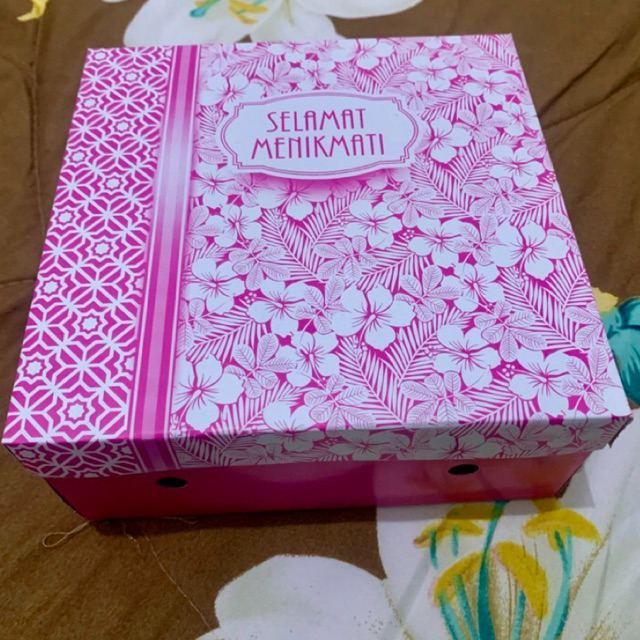 

100 Pcs Dus Nasi/Kue Motif Uk 20x20x7 | Kardus Nasi | Kardus Kue |