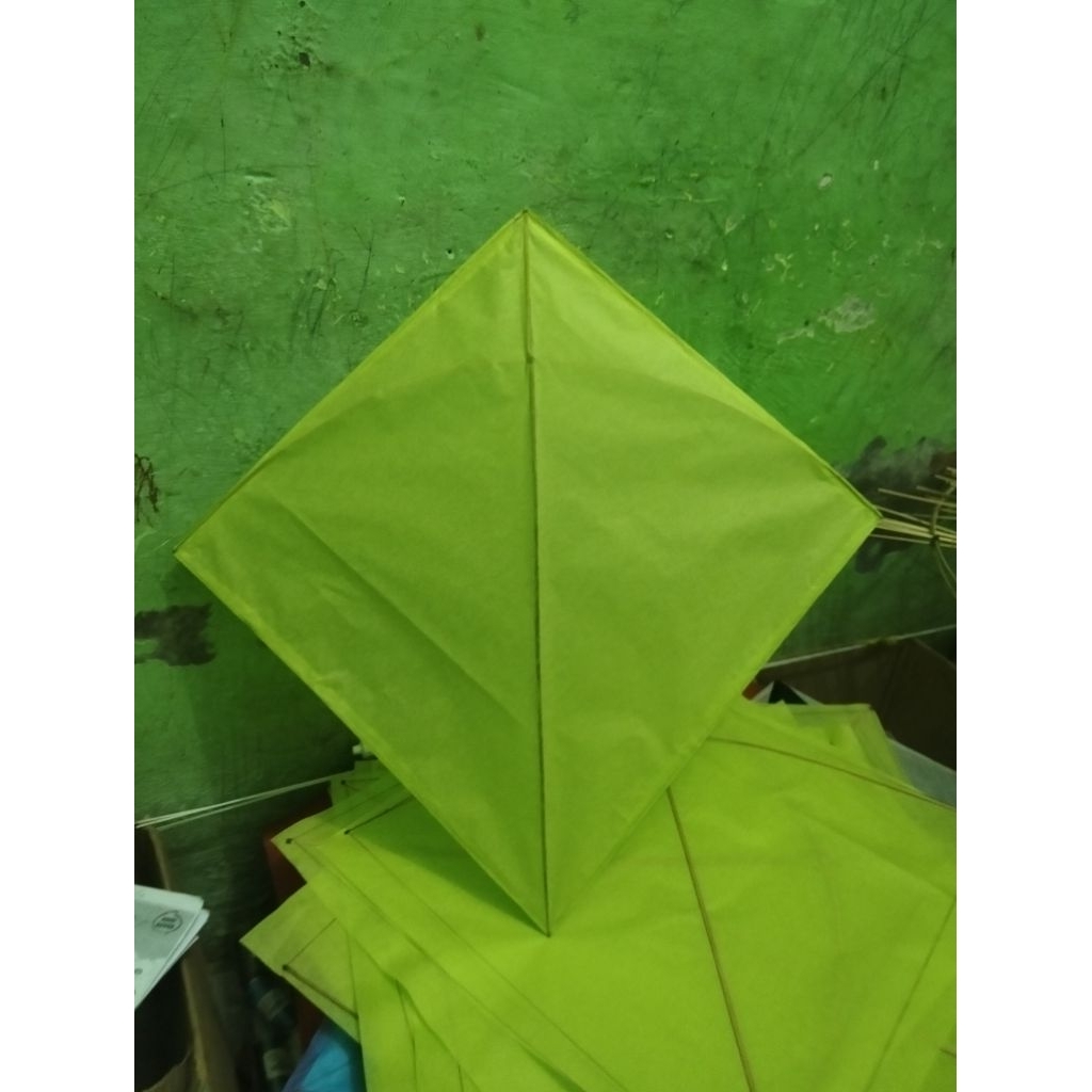 layangan jabruk ijo stabilo polos