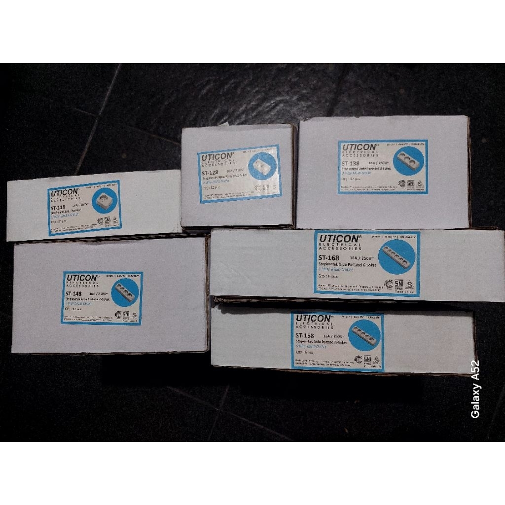 Stop Kontak Arde Uticon