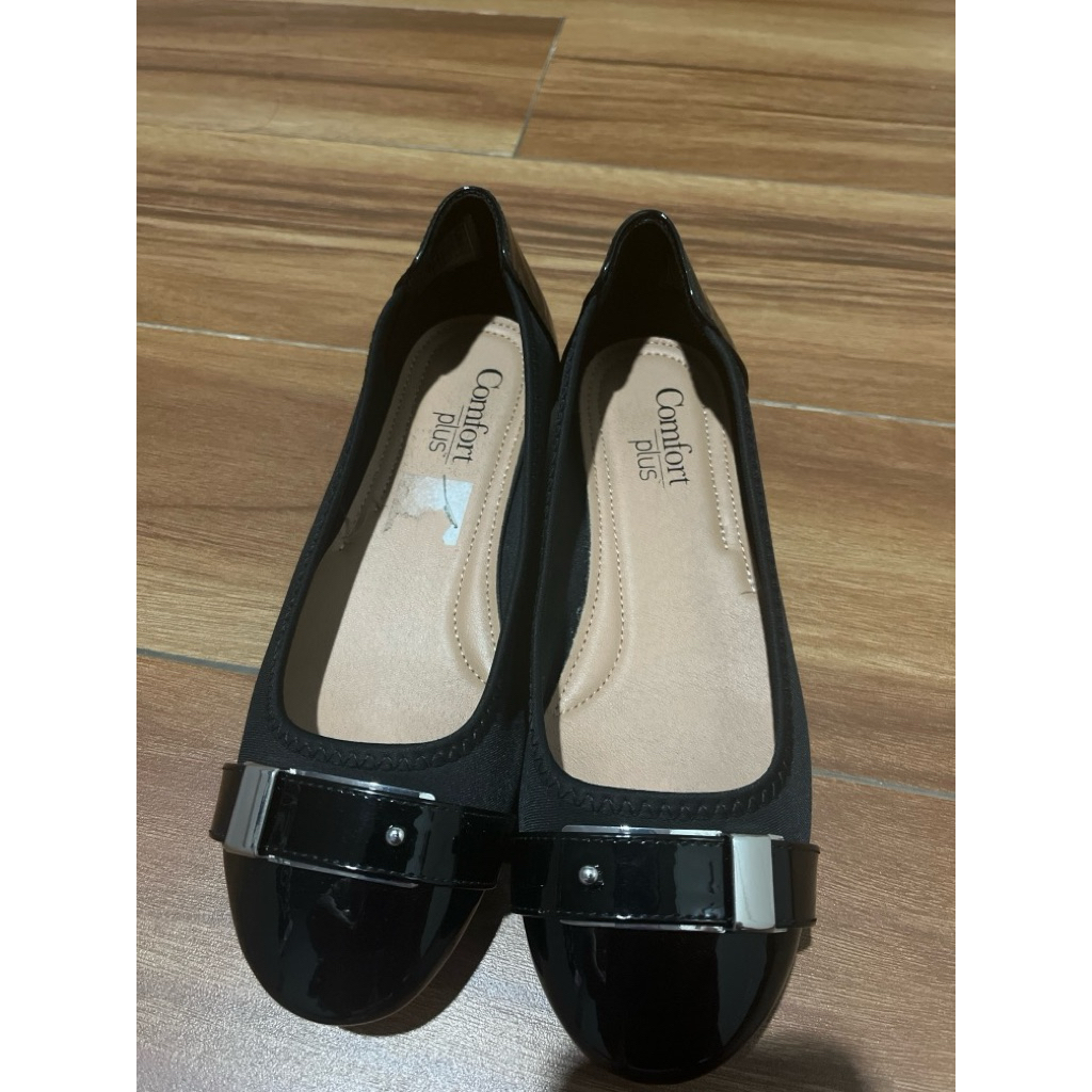 comfort plus black flat shoes