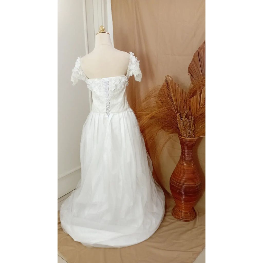 sewa gaun pengantin-sewa wedding dress-sewa baju pengantin