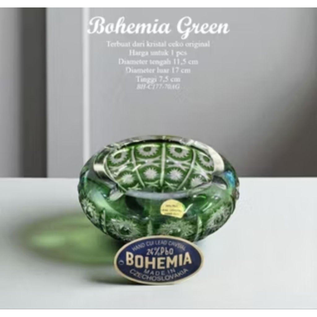 Capodimonte Asbak Bohemia kristal Ceko (Made in Czechoslovakia)