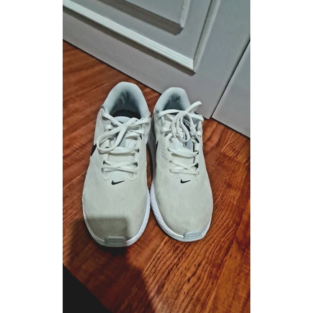 Sepatu Nike Air Pegasus Warna Putih '43