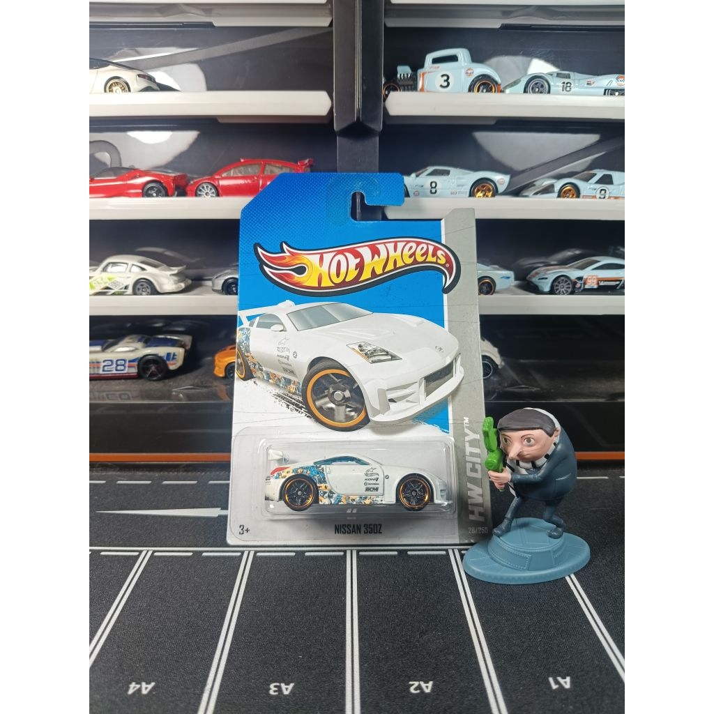 hot wheels nissan 350z white