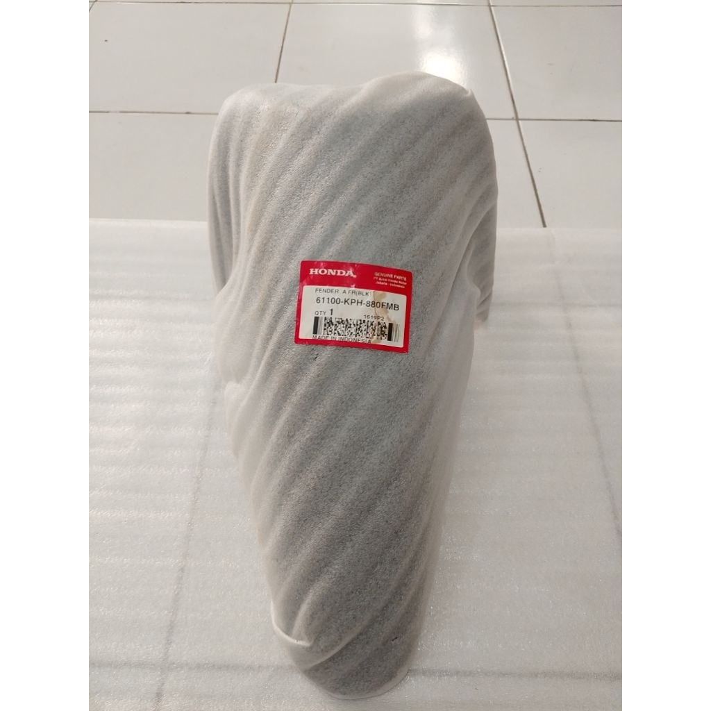 61100-KPH-880FMB Spakbor Depan Honda Karisma
