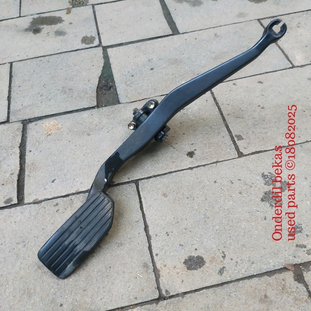 pedal gas Daihatsu charade classy winner