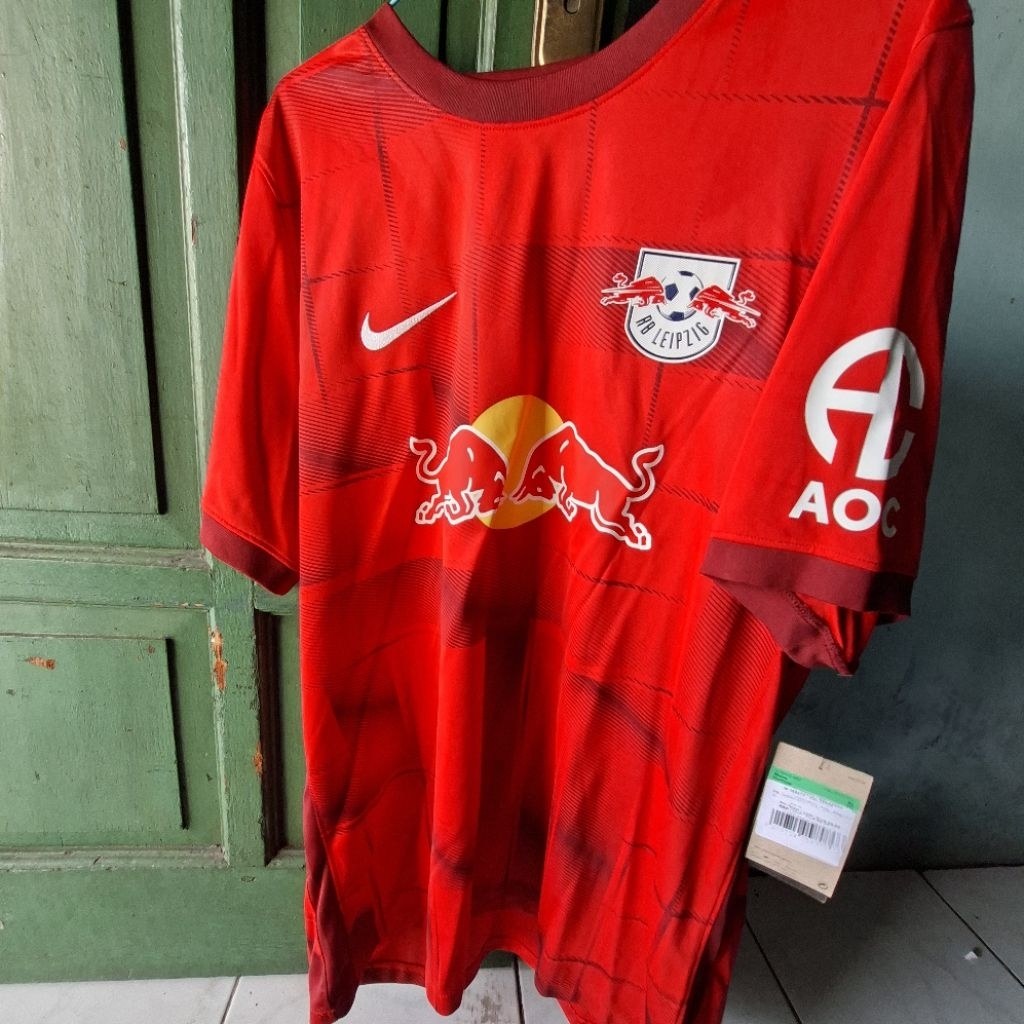 RB Leipzig 22/23 Away. Original. BNWT. Size XL slim fit. NNS Szoboszlai 17. Patch Bundesliga