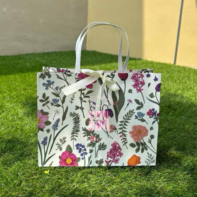Younger_Shop Paper Bag Paper Bag Motif Paper Bag Bunga Tas Kertas Gift Hampers Bag Paper Bag Kado