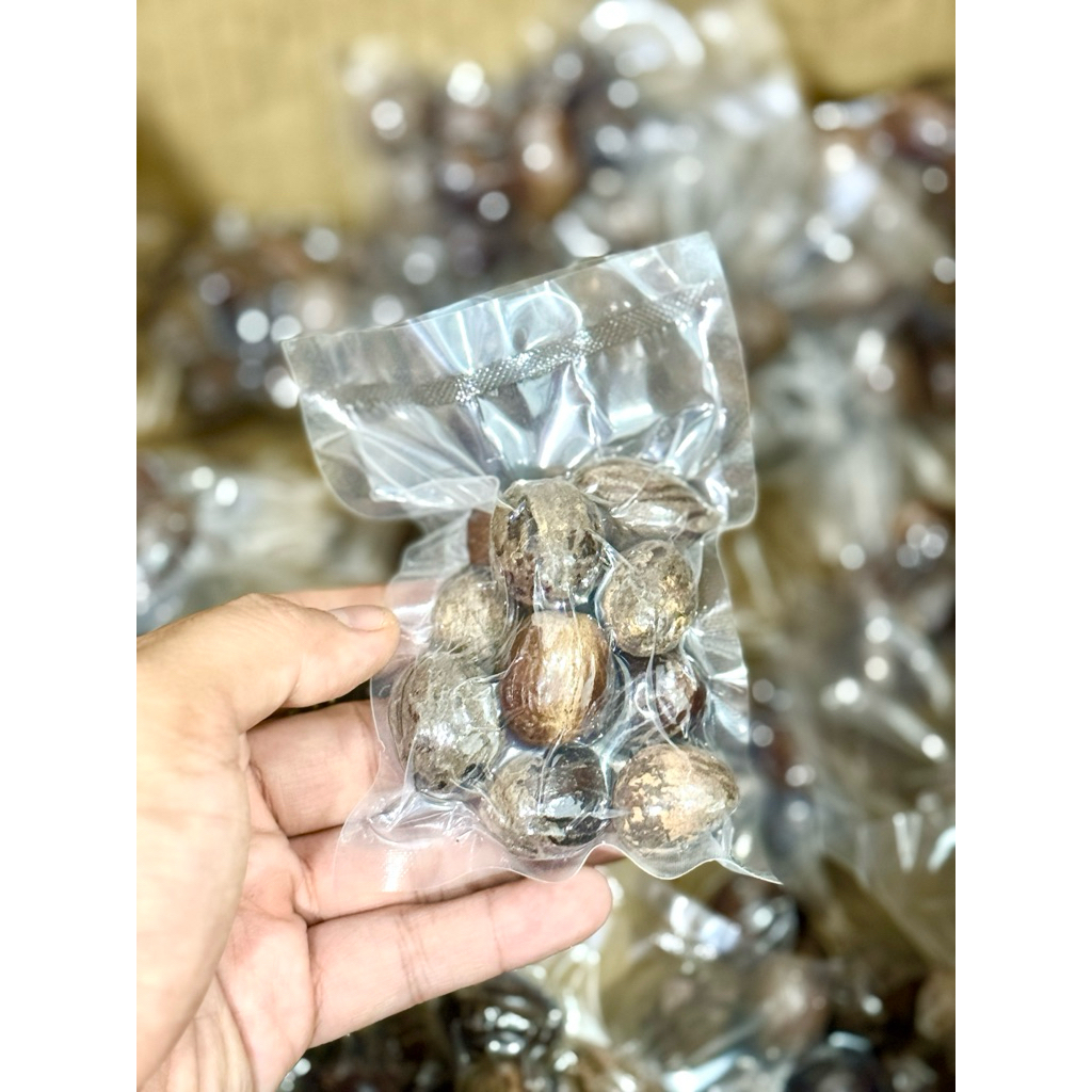 

BUAH PALA UTUH (50 GR GRAM) VACUUM VAKUM KUALITAS PREMIUM