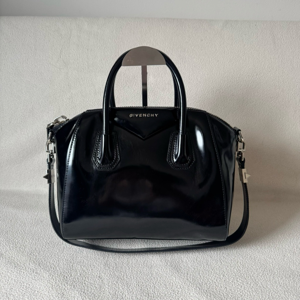 Givenchy Antigona Preloved
