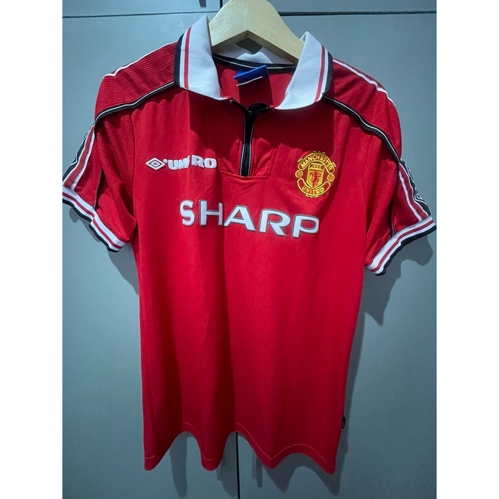 Jersey Borongan (Man United Treble 1999; FC Barcelona Home 2022/23; FC Barcelona Away 2021/22; Arsen